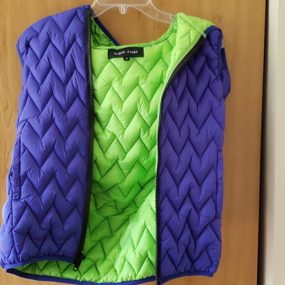☆ Unique Puffy Down Vest ☆